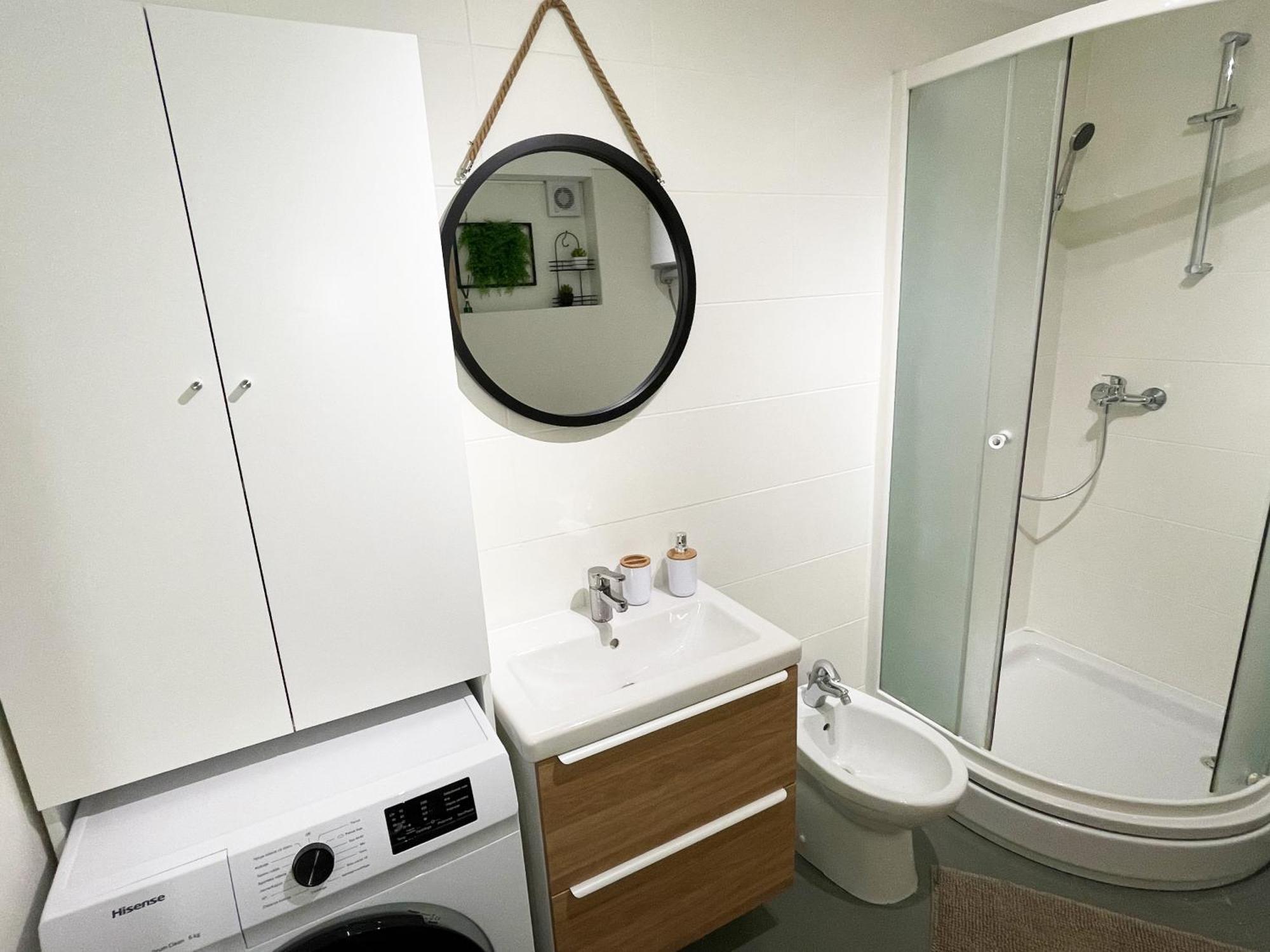 Cute Apartment In Rijeka Near Beach With Parking Ngoại thất bức ảnh