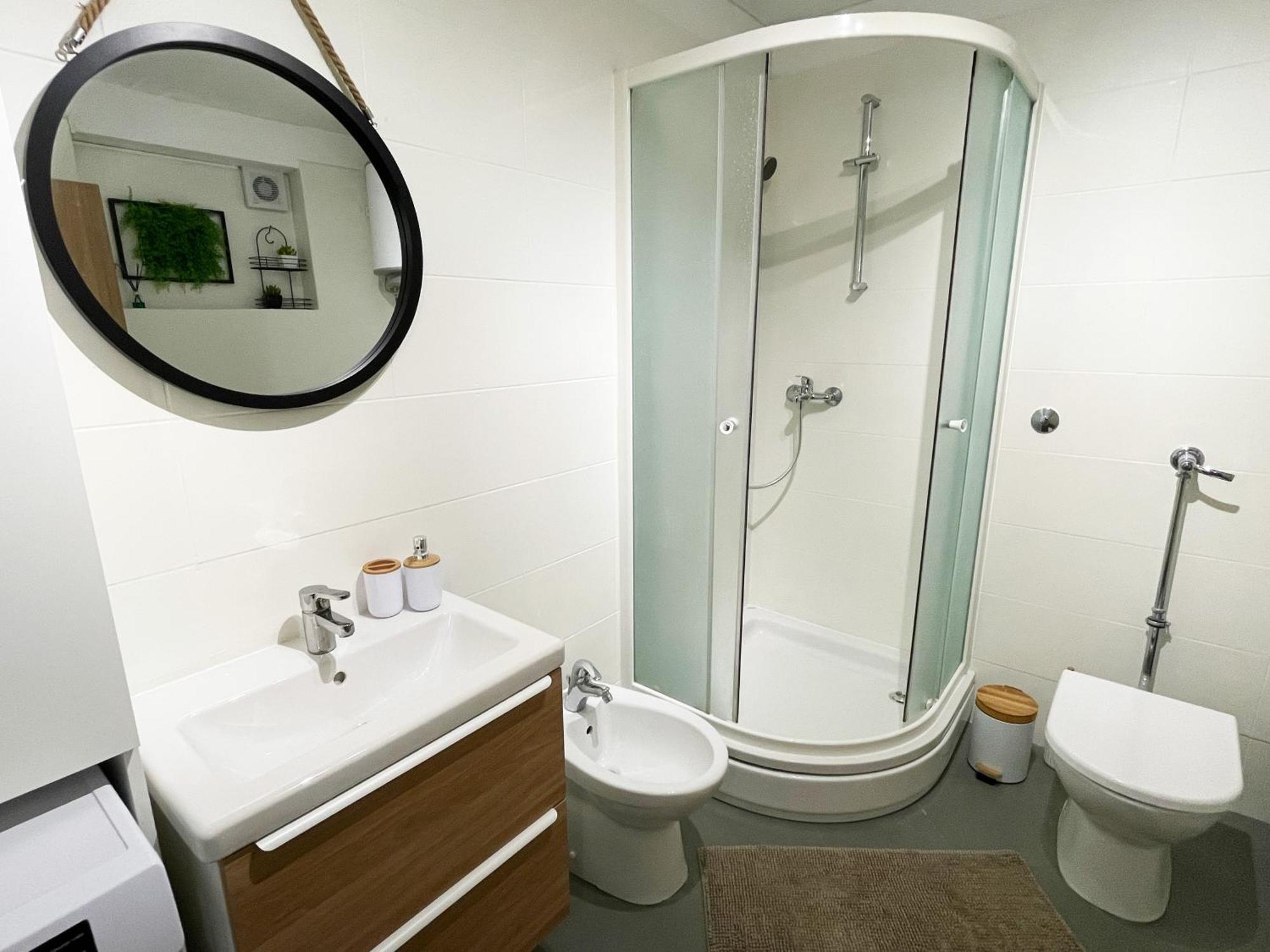 Cute Apartment In Rijeka Near Beach With Parking Ngoại thất bức ảnh