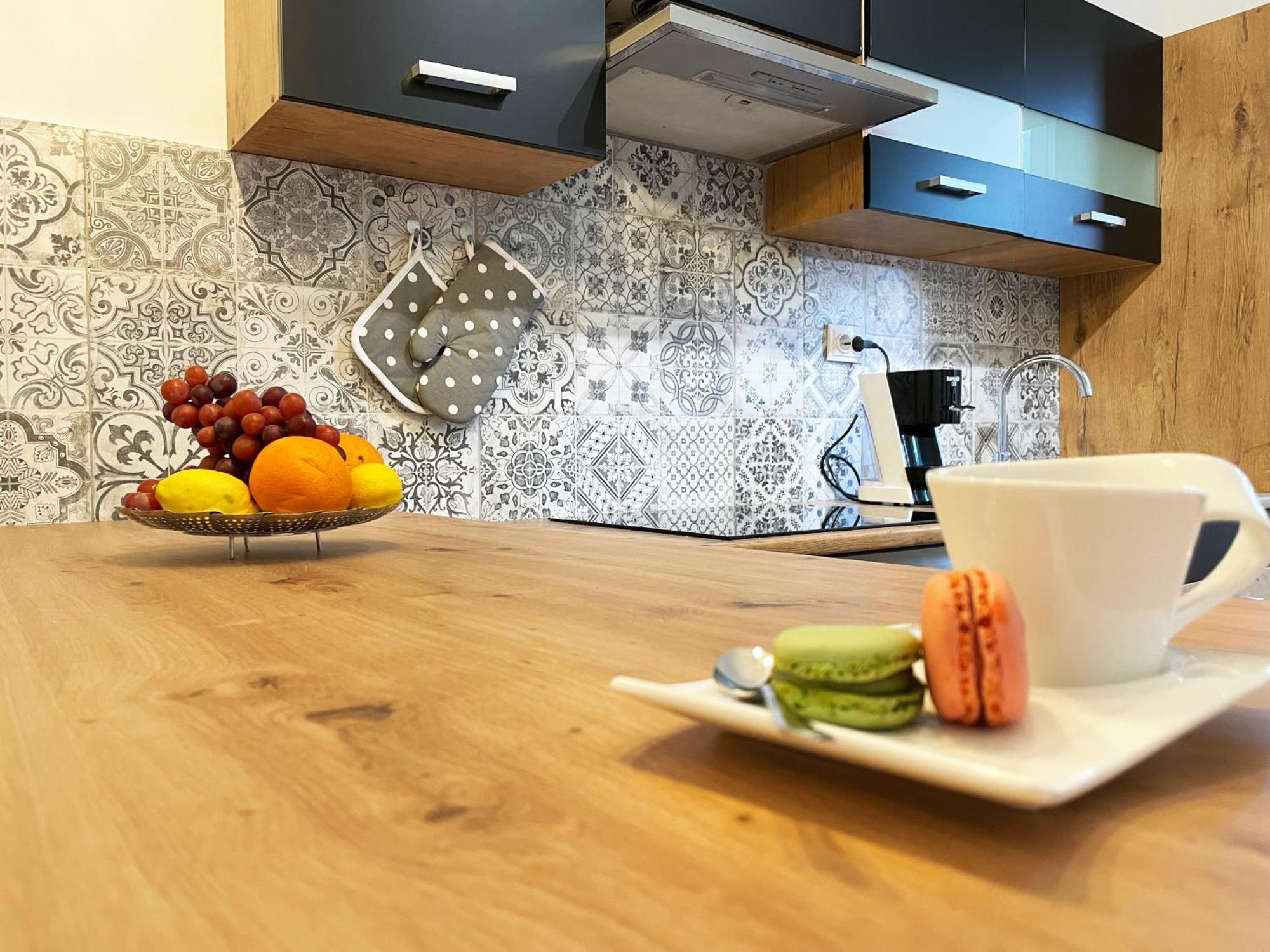 Cute Apartment In Rijeka Near Beach With Parking Ngoại thất bức ảnh